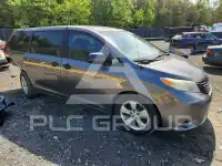 2012 Toyota SIENNA фото