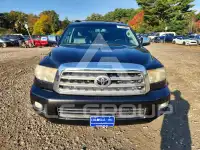 2012 Toyota SEQUOIA фото