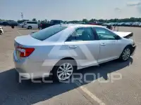 2012 Toyota CAMRY фото