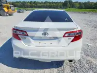 2012 Toyota CAMRY фото