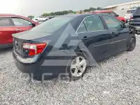 2012 Toyota CAMRY фото
