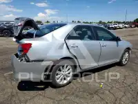 2012 Toyota CAMRY фото