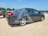 2012 Toyota CAMRY фото
