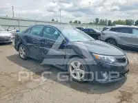 2012 Toyota CAMRY фото