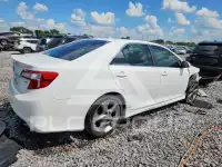 2012 Toyota CAMRY фото