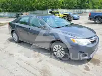 2012 Toyota CAMRY фото