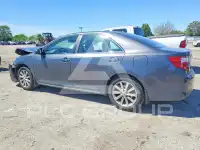 2012 Toyota CAMRY фото