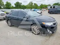 2012 Toyota CAMRY фото