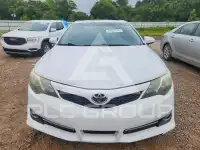 2012 Toyota CAMRY фото