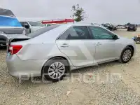 2012 Toyota CAMRY фото
