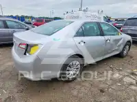 2012 Toyota CAMRY фото
