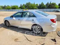 2012 Toyota CAMRY фото