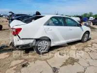 2012 Toyota CAMRY фото