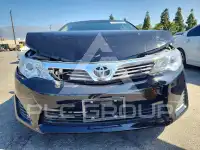 2012 Toyota CAMRY фото