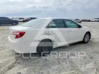 2012 Toyota CAMRY photo