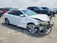 2012 Toyota CAMRY фото