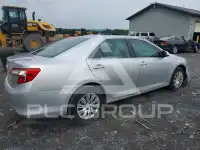 2012 Toyota CAMRY фото