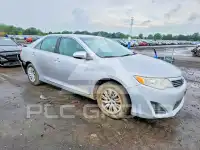 2012 Toyota CAMRY фото