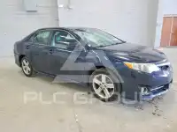 2012 Toyota CAMRY фото