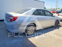 2012 Toyota CAMRY фото