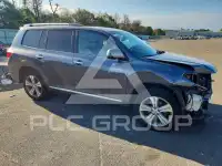 2012 Toyota Highlander фото
