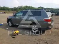 2012 Toyota Highlander фото