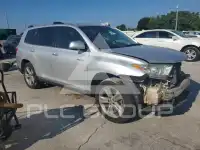 2012 Toyota Highlander фото