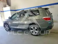 2012 Toyota Highlander photo