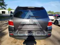 2012 Toyota Highlander photo