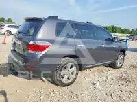 2012 Toyota Highlander photo
