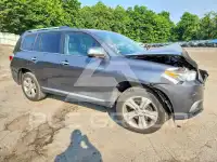 2012 Toyota Highlander фото