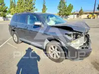 2012 Toyota Highlander фото