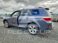 2012 Toyota Highlander photo