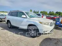 2012 Toyota Highlander фото