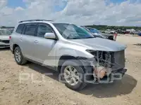 2012 Toyota Highlander photo
