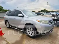 2012 Toyota Highlander фото