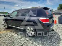 2012 Toyota Highlander photo