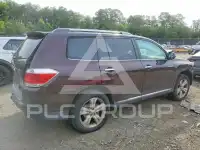 2012 Toyota Highlander фото