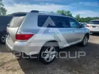 2012 Toyota Highlander photo
