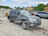 2012 Toyota Highlander фото