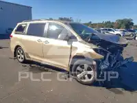 2012 Toyota SIENNA фото