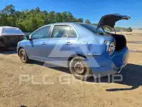 2012 Toyota YARIS фото