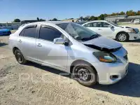 2012 Toyota YARIS photo