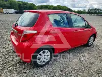 2012 Toyota YARIS фото
