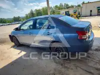 2012 Toyota YARIS фото