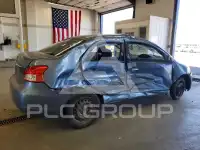 2012 Toyota YARIS фото