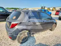 2012 Toyota YARIS фото