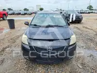 2012 Toyota YARIS фото