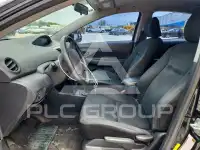 2012 Toyota YARIS фото