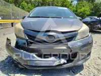 2012 Toyota YARIS фото